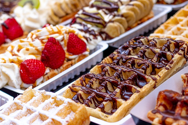 bisnis waffle berbagai topping
